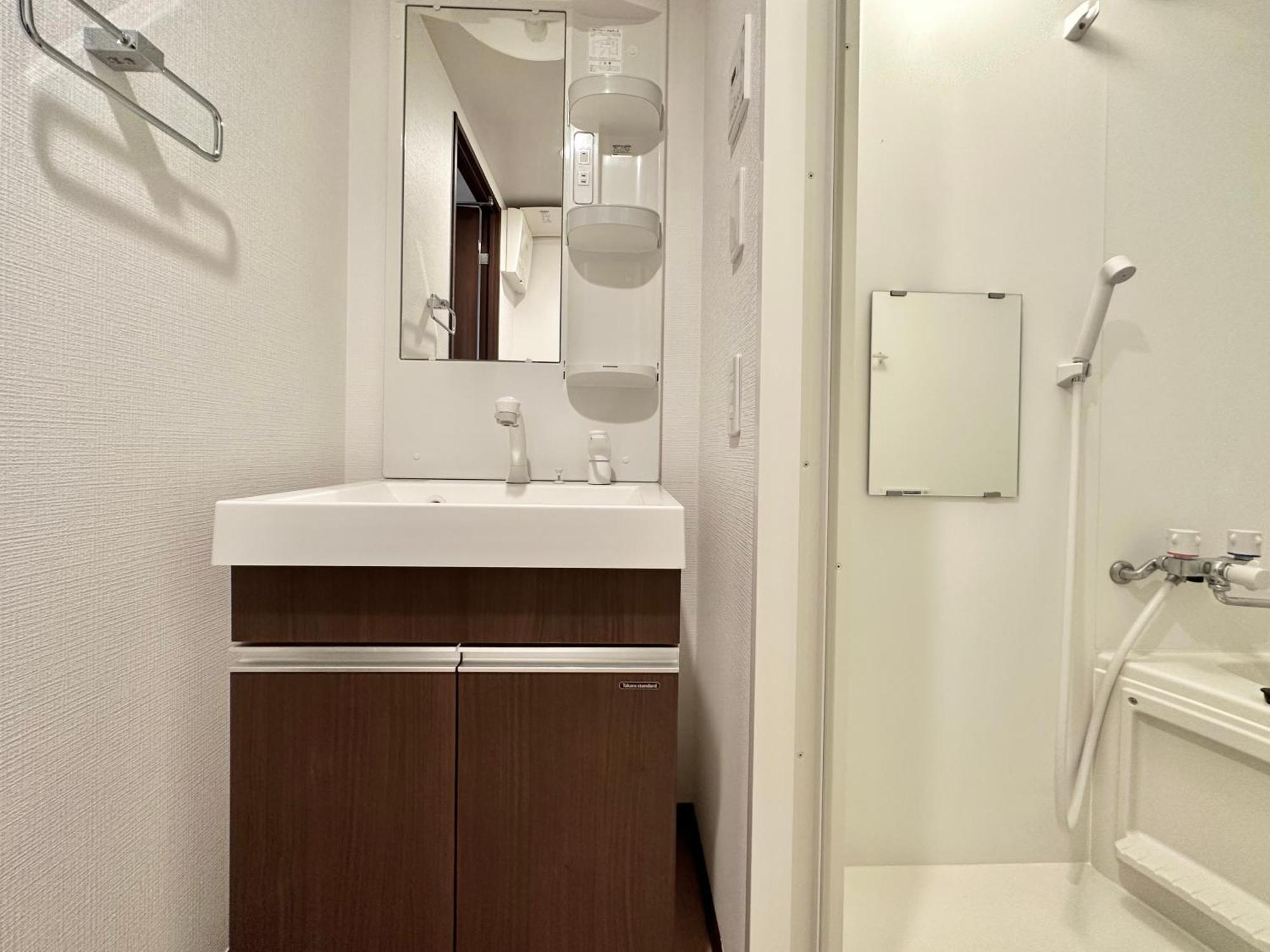 アパート No3 Mansion#jr Yamanote Line Otsuka 5min#minimalist House#freewifi&max2-3